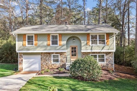 Single Family Residence in Roswell GA 875 Waterbrook Court.jpg