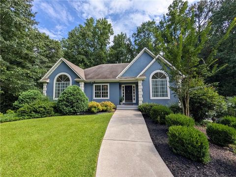 Single Family Residence in Douglasville GA 6797 Greenoak Drive.jpg