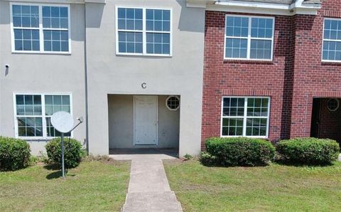 Townhouse in Monroe GA 926 Old Mill Pt #C 1.jpg