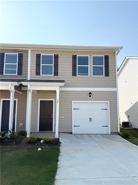 Townhouse in Milledgeville GA 124 Pin Oak Trail #97.jpg