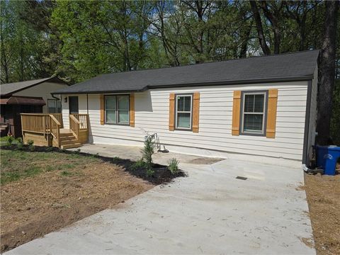 Single Family Residence in Atlanta GA 2065 Verbena Street.jpg