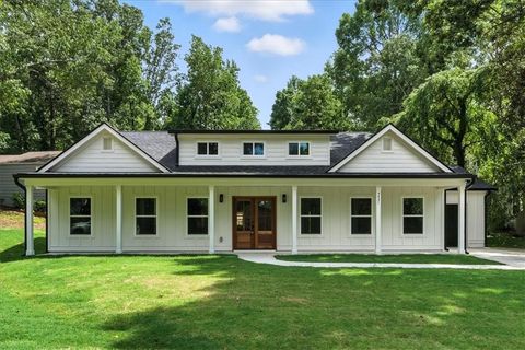 Single Family Residence in Douglasville GA 5431 S Lake Drive.jpg
