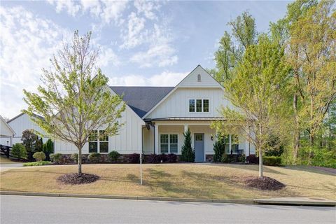 Single Family Residence in Alpharetta GA 130 WAVERLY Drive.jpg