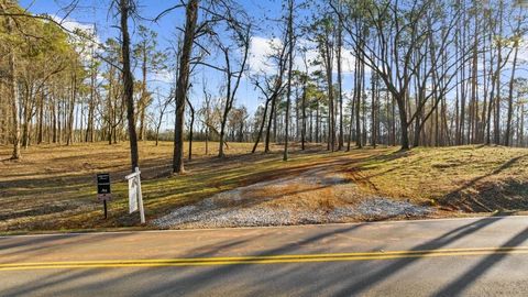 Single Family Residence in Alpharetta GA 113 Hickory Flat Rd.jpg