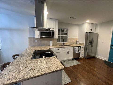 Single Family Residence in Atlanta GA 280 Spellman Street 7.jpg