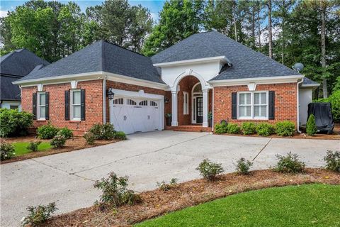 Single Family Residence in Milton GA 975 York Cove.jpg
