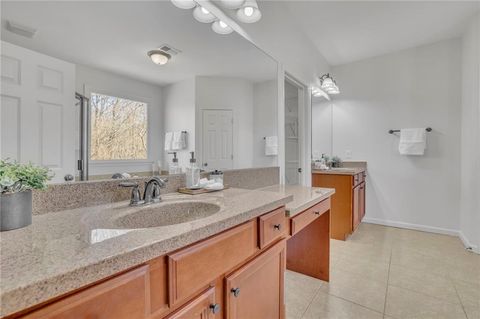Single Family Residence in Cumming GA 4050 Preserve Crossing Lane 23.jpg