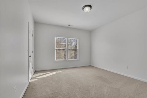 Single Family Residence in Cumming GA 4050 Preserve Crossing Lane 29.jpg