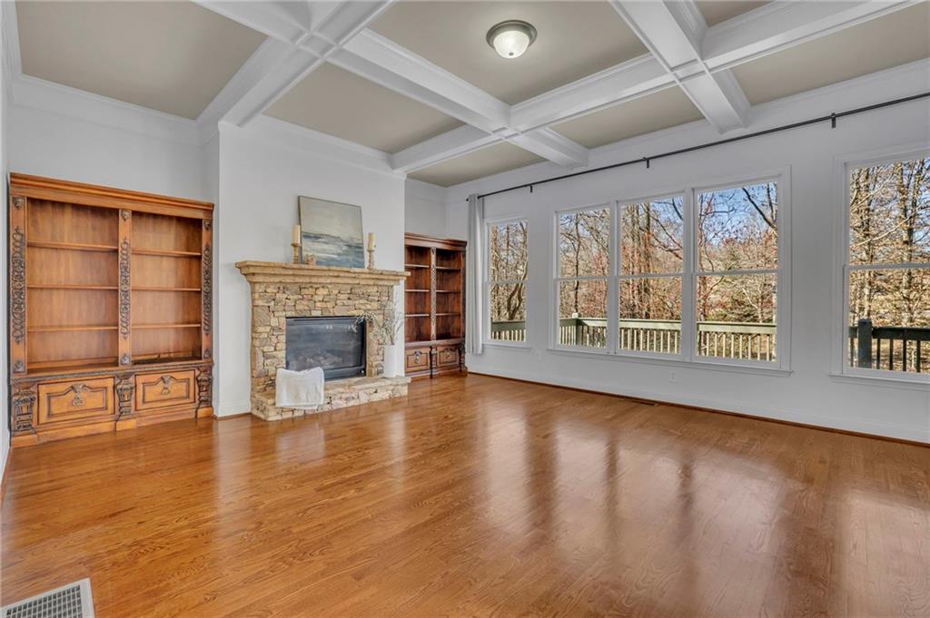 Single Family Residence in Cumming GA 4050 Preserve Crossing Lane 9.jpg