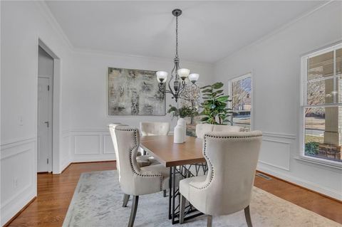 Single Family Residence in Cumming GA 4050 Preserve Crossing Lane 3.jpg