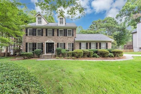 Single Family Residence in Duluth GA 11235 Surrey Park Trail.jpg