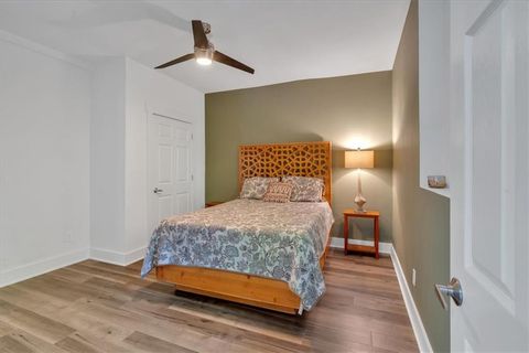 Single Family Residence in Roswell GA 510 Watergate Court 23.jpg
