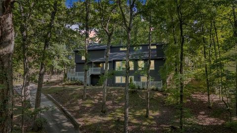 Single Family Residence in Roswell GA 510 Watergate Court 32.jpg