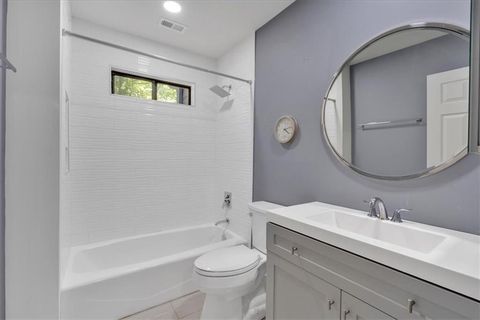Single Family Residence in Roswell GA 510 Watergate Court 20.jpg