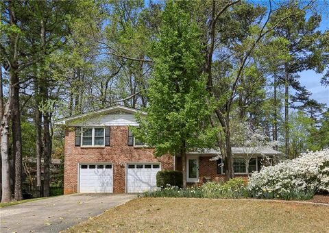 Single Family Residence in Atlanta GA 2516 Cherry Hill Lane.jpg