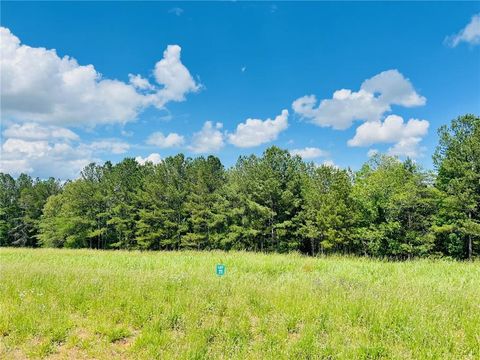 Single Family Residence in Cartersville GA 307 Weatherfield Pte.jpg