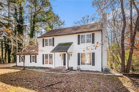 Single Family Residence in Douglasville GA 7935 Sweetwater Drive.jpg