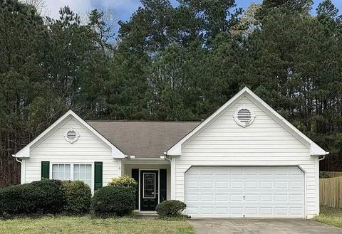 Single Family Residence in Austell GA 7112 Ambercrest Court.jpg