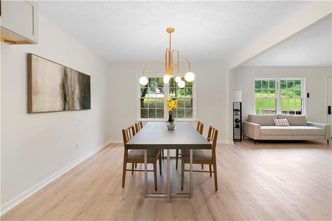 Single Family Residence in Canton GA 160 Pine Grove Drive 13.jpg
