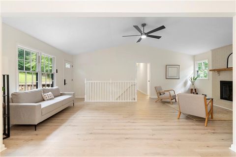 Single Family Residence in Canton GA 160 Pine Grove Drive 14.jpg