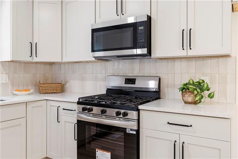 Single Family Residence in Canton GA 160 Pine Grove Drive 2.jpg