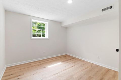 Single Family Residence in Canton GA 160 Pine Grove Drive 24.jpg