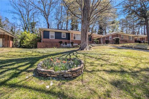 Single Family Residence in East Point GA 2344 Ridgecrest Lane.jpg