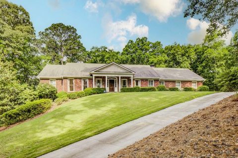 Single Family Residence in Atlanta GA 3845 Parian Ridge.jpg