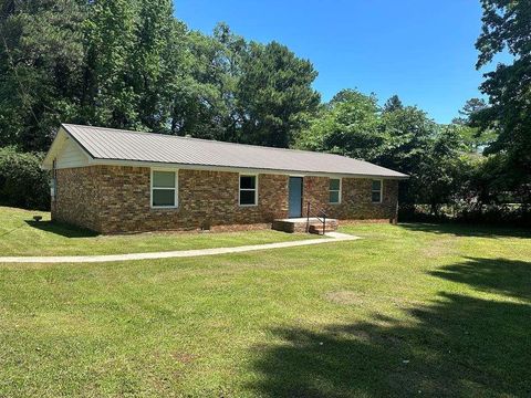 Single Family Residence in Carrollton GA 2875 W Hwy 166 Hwy.jpg