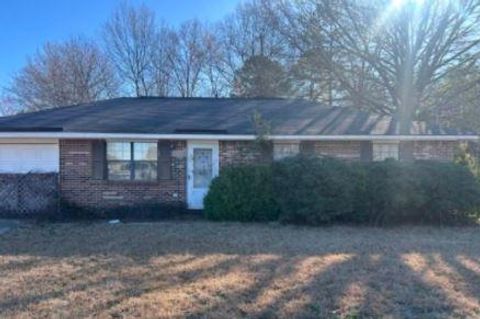 Single Family Residence in Fort Valley GA 484 Woolfolk Road.jpg