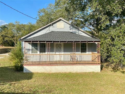 Mixed Use in Conyers GA 1146 Covington Highway.jpg
