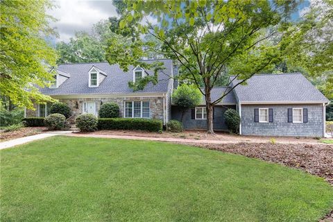 Single Family Residence in Atlanta GA 8205 Innsbruck Drive.jpg