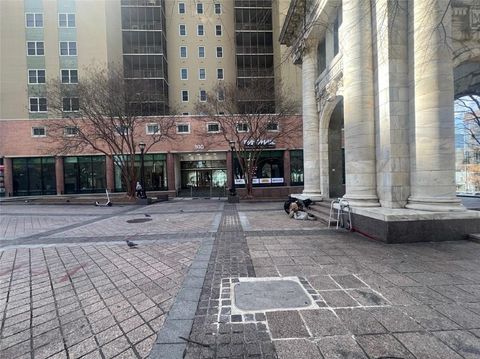 Condominium in Atlanta GA 300 Peachtree Street.jpg
