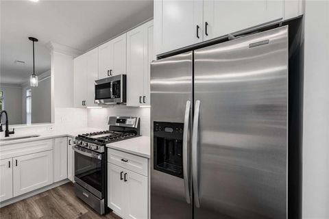 Townhouse in Atlanta GA 1172 Lavista Circle 10.jpg