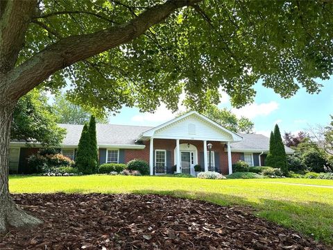 Single Family Residence in Roswell GA 155 BENT GRASS Drive.jpg