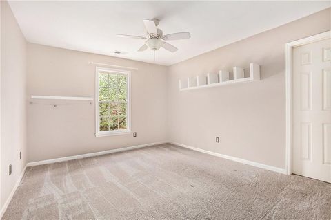 Single Family Residence in Alpharetta GA 5145 Southlake Drive 22.jpg