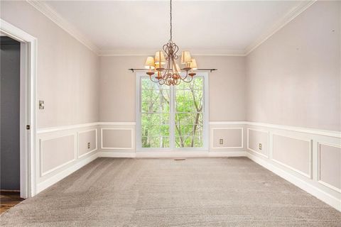 Single Family Residence in Alpharetta GA 5145 Southlake Drive 10.jpg