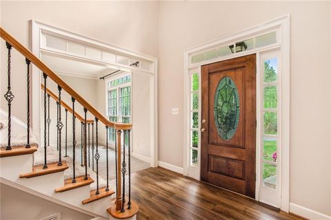 Single Family Residence in Alpharetta GA 5145 Southlake Drive 15.jpg