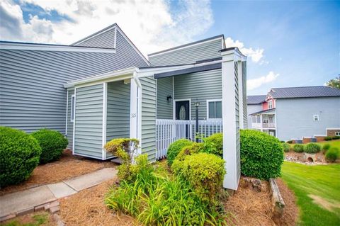 Single Family Residence in Villa Rica GA 325 Berry Court.jpg