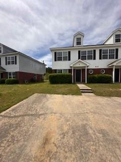 Single Family Residence in Monroe GA 625 Mill Stone Bluff.jpg