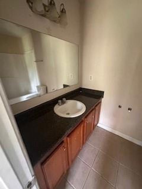 Single Family Residence in Monroe GA 625 Mill Stone Bluff 10.jpg