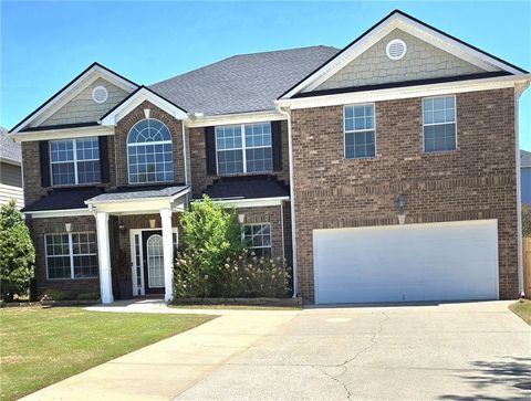 Single Family Residence in Cumming GA 5030 Mundy Drive.jpg
