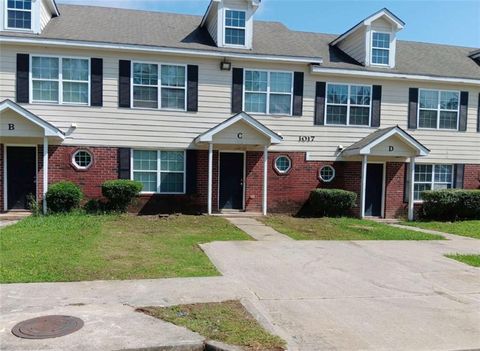 Townhouse in Monroe GA 1017 Wheel House Lane #C.jpg