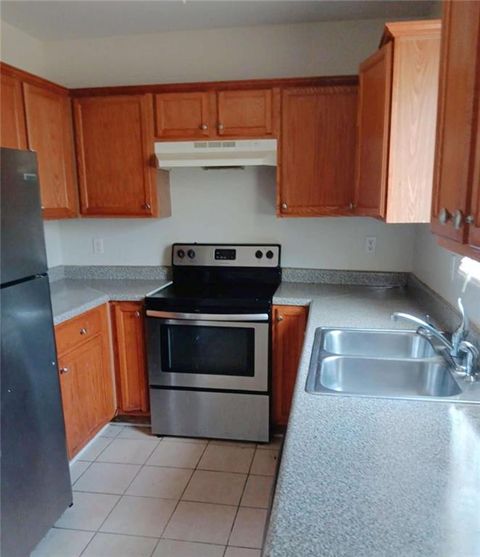 Townhouse in Monroe GA 1017 Wheel House Lane #C 4.jpg