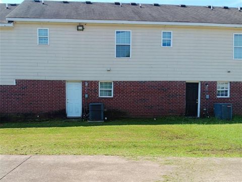 Townhouse in Monroe GA 1017 Wheel House Lane #C 10.jpg