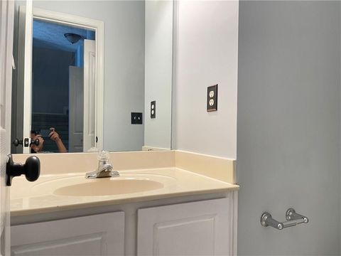 Townhouse in Johns Creek GA 795 Abbotts Mill Court #73 21.jpg