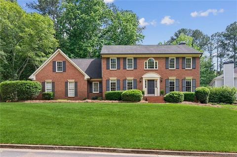Single Family Residence in Alpharetta GA 6165 Pin Oak Lane.jpg