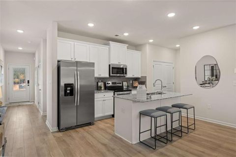 Townhouse in Villa Rica GA 1122 Edinberg Drive 3.jpg