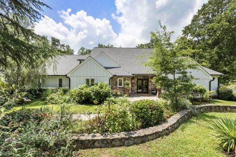 Single Family Residence in Roswell GA 1350 Keans Court.jpg