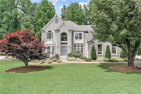 Single Family Residence in Suwanee GA 4045 Bridle Ridge Drive.jpg